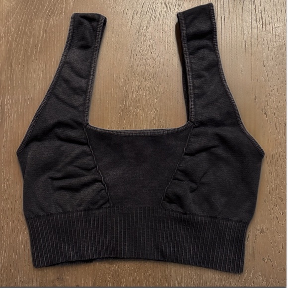 ⚠️SOLD-OUT⚠️For-Now⚠️5/17/25⚠️Free People Movement 5 piece Mystery Box - Picture 10 of 16